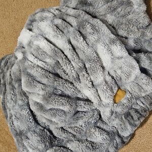 LOLA Smokey Skies Medium Blanket 50x60